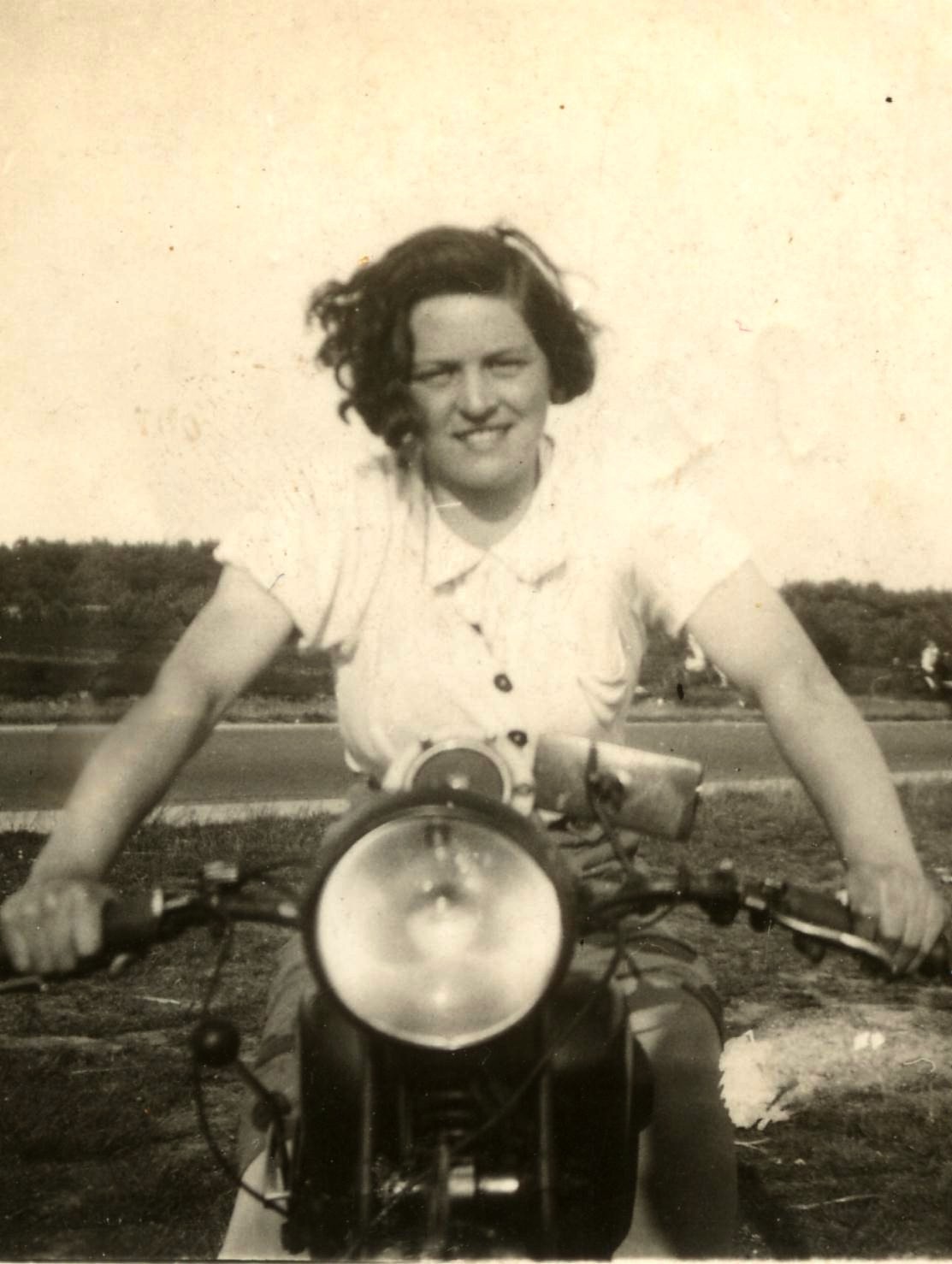 Klik voor foto in apart venster johannavdb17jr0064.jpg
